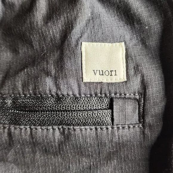 Vuori Women's Small Rise and Shine Charcoal Camo Gray Shorts with Pull String - Picture 3 of 8